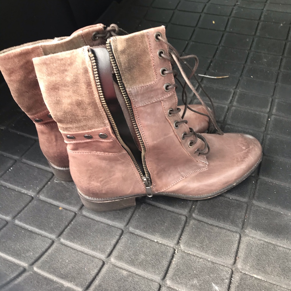 Leather Boota